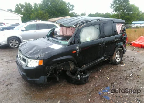 2011 Honda Element z USA, uszkodzony, nr VIN SJ6YH2H34BL007177